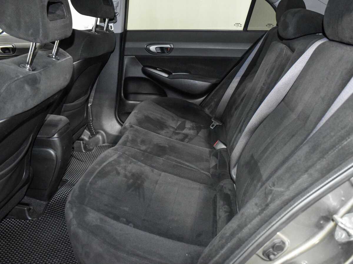 Honda Civic 2008 года с пробегом. Фото: #10