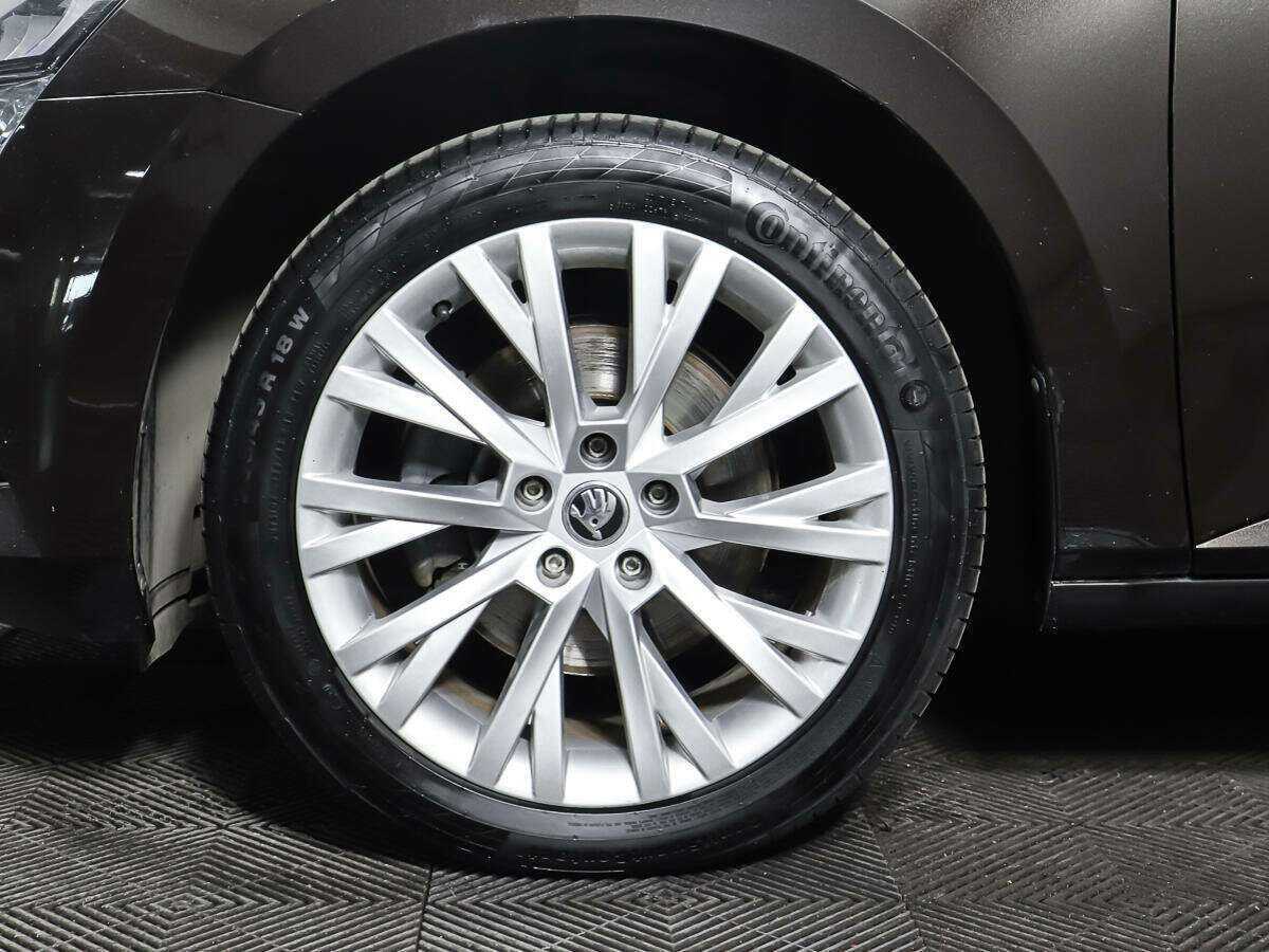 Skoda Superb 2020 года с пробегом. Фото: #21