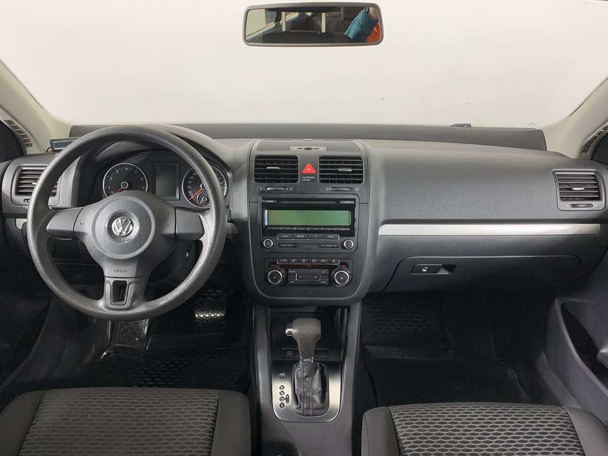 Volkswagen Jetta 2009 года с пробегом. Фото: #9