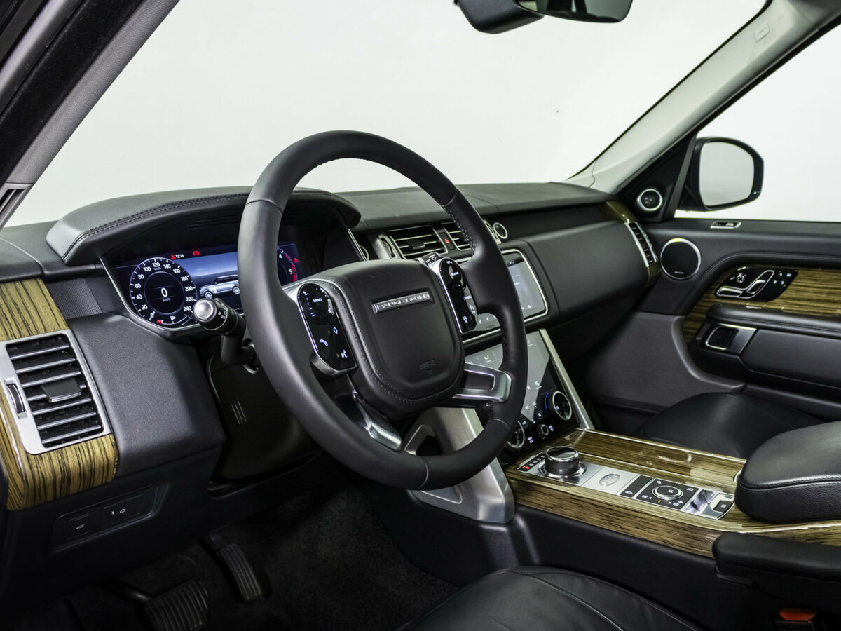 Land Rover Range Rover 2018 года с пробегом. Фото: #7