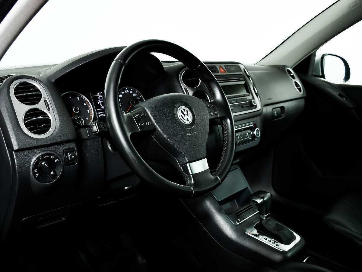 Volkswagen Tiguan 2010 года с пробегом. Фото: #10