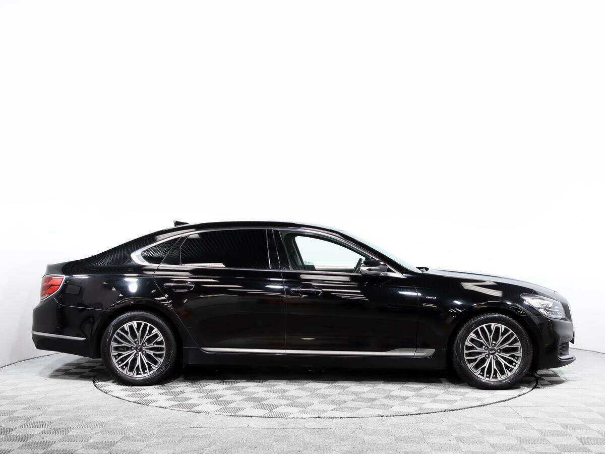 Kia K900 2019 года с пробегом. Фото: #2