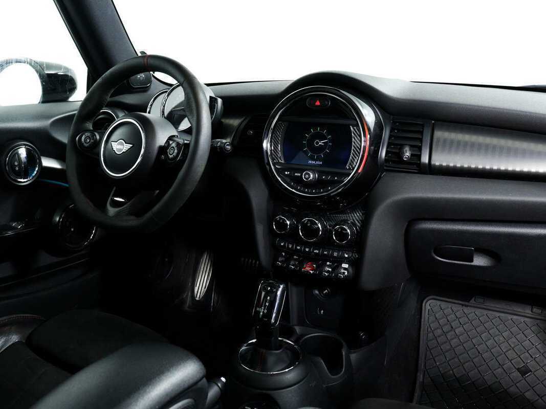 Mini Hatch 2019 года с пробегом. Фото: #8