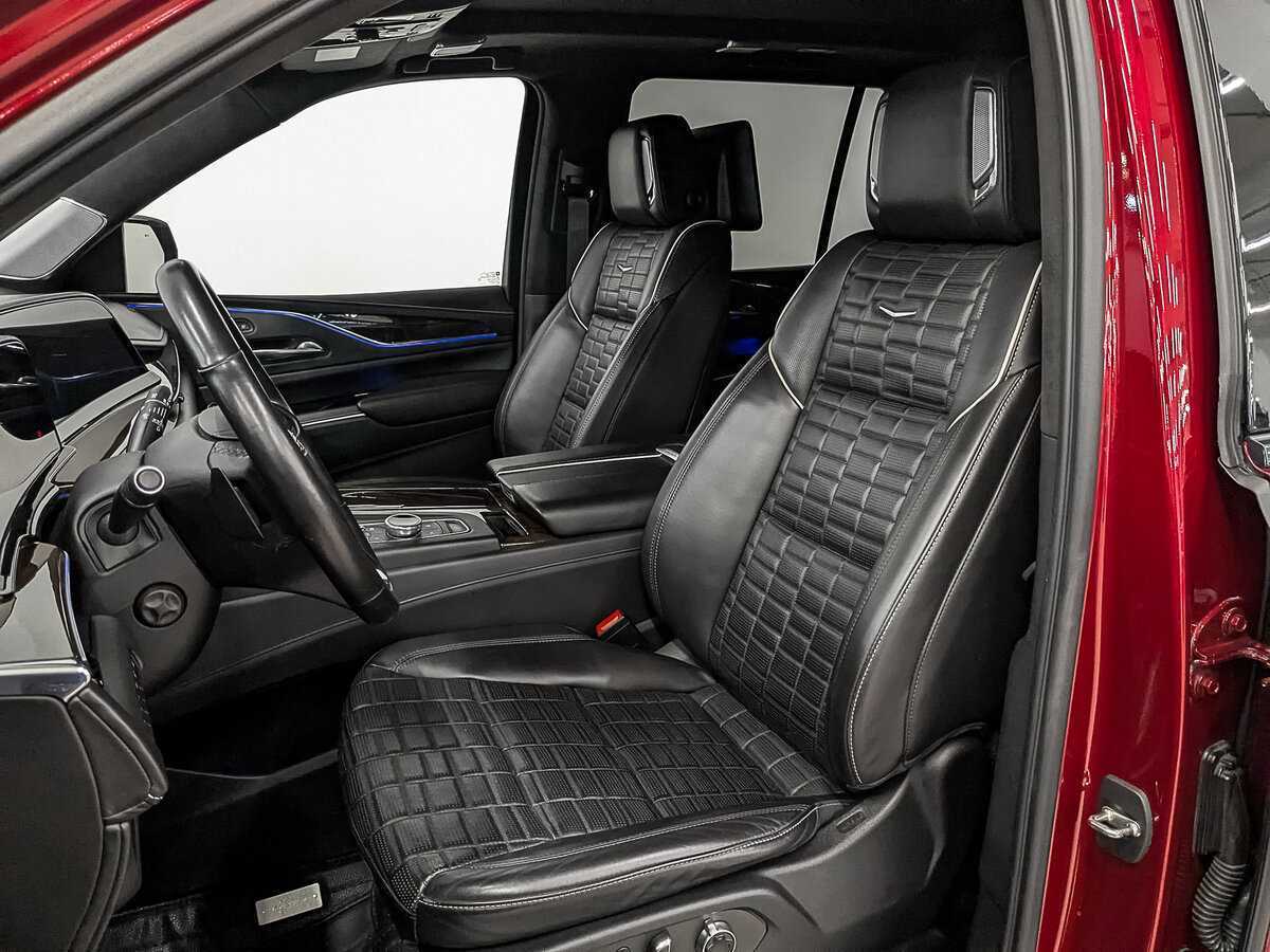 Cadillac Escalade 2021 года с пробегом. Фото: #16