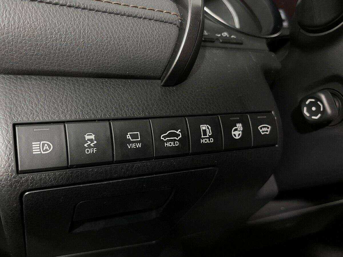 Toyota Camry 2019 года с пробегом. Фото: #12