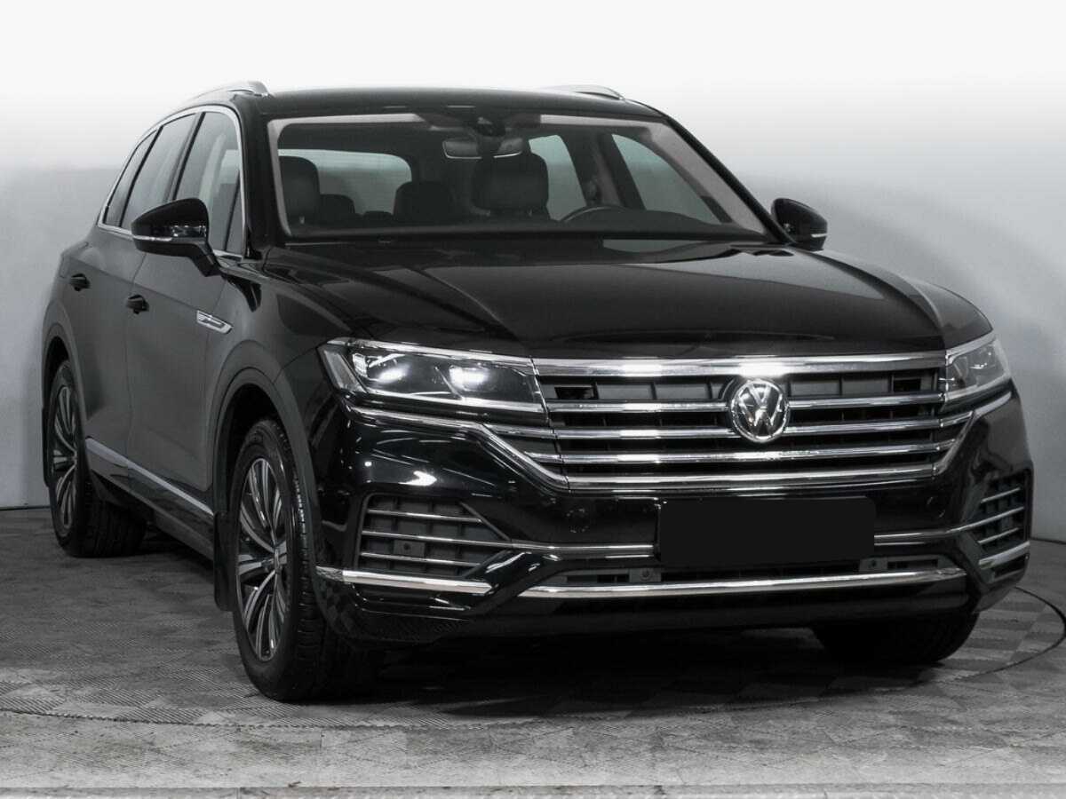 Volkswagen Touareg 2018 года с пробегом. Фото: #2