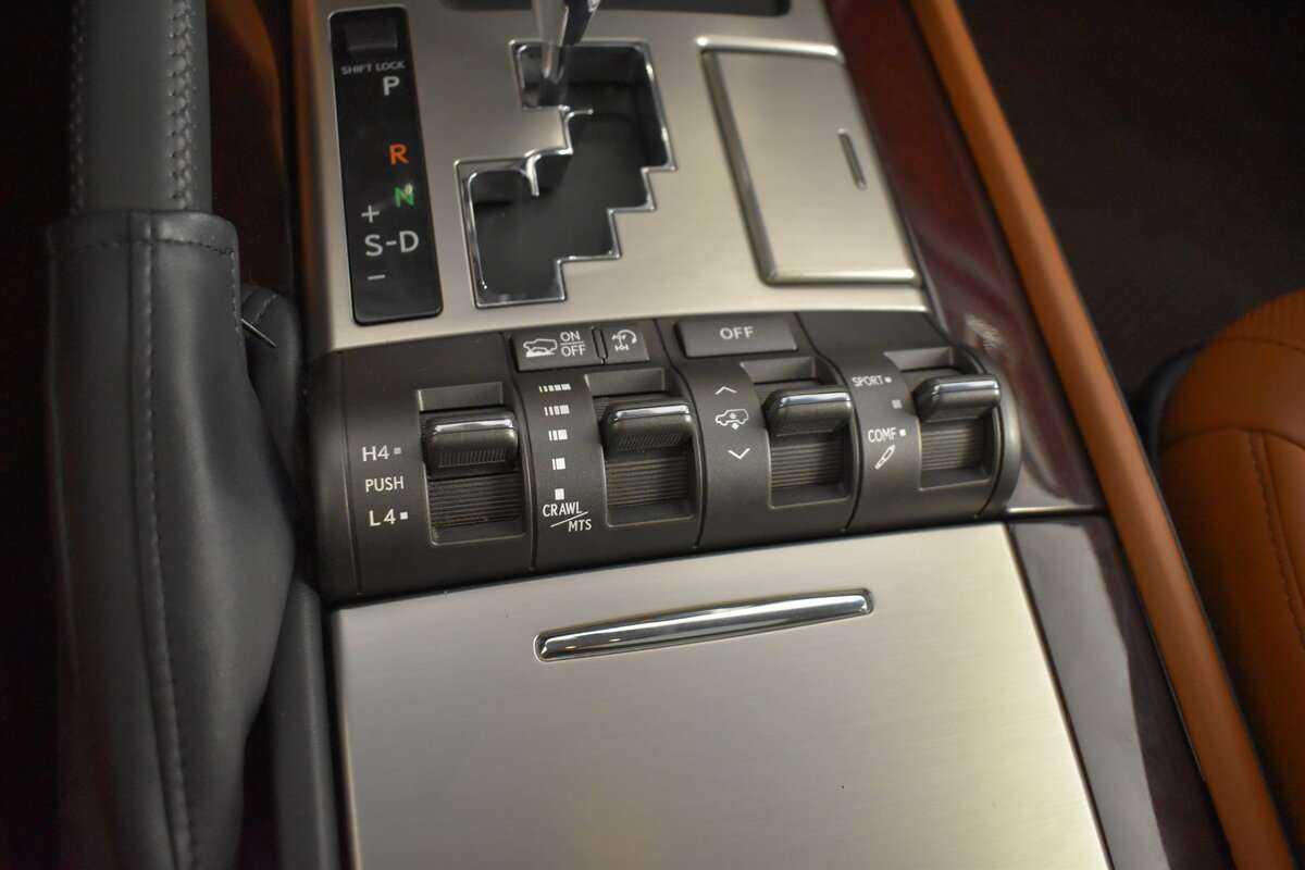 Lexus LX 2013 года с пробегом. Фото: #17
