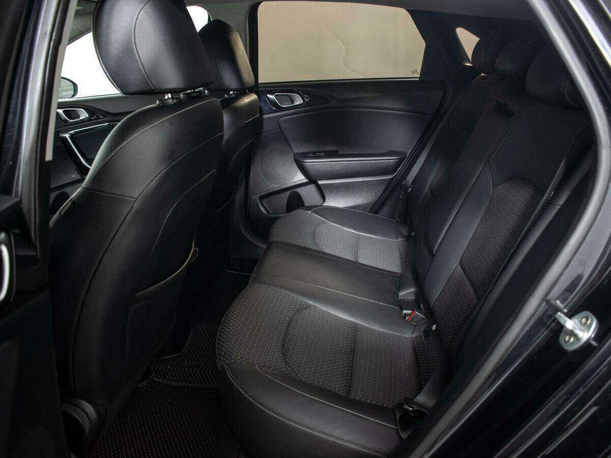 Kia Ceed 2018 года с пробегом. Фото: #9