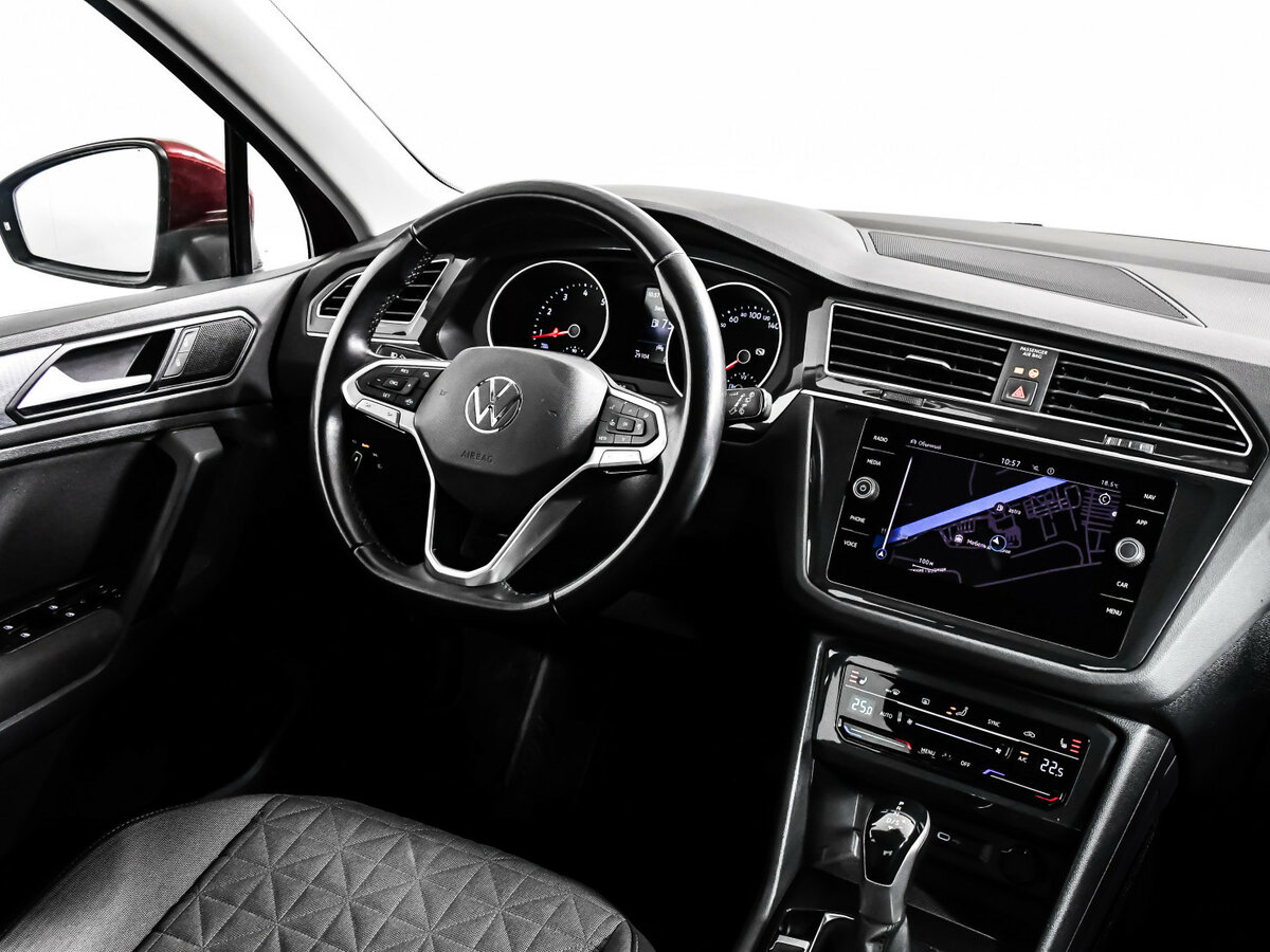 Volkswagen Tiguan 2020 года с пробегом. Фото: #8