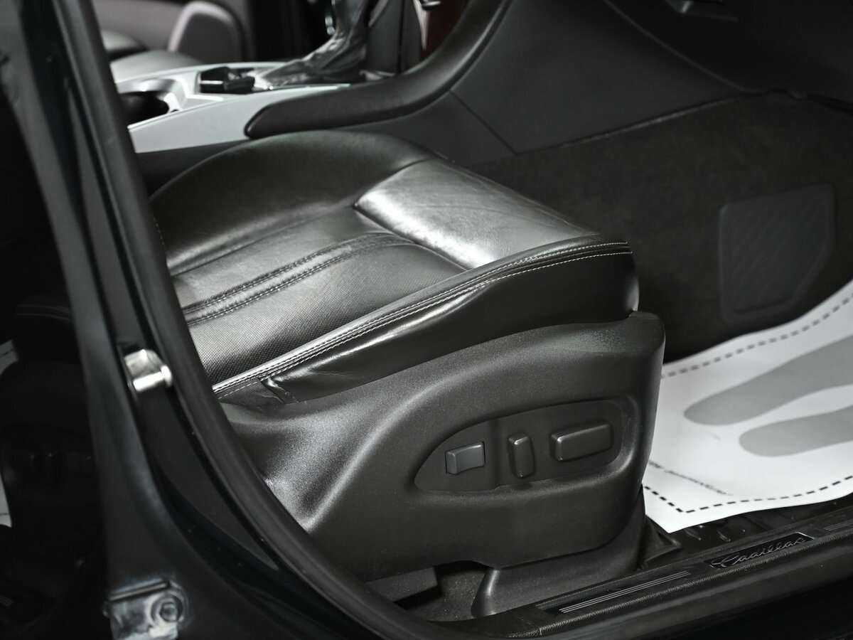 Cadillac SRX 2013 года с пробегом. Фото: #8