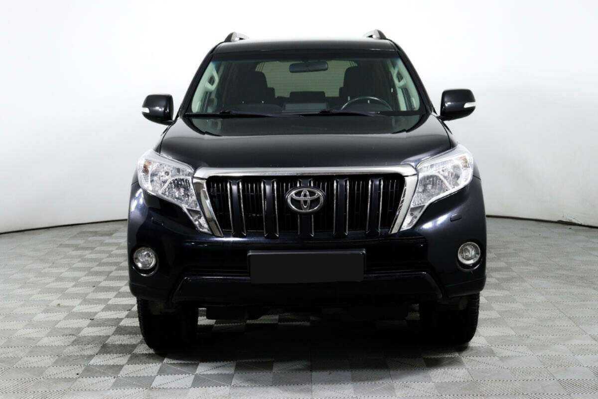 Toyota Land Cruiser Prado 2013 года с пробегом. Фото: #0