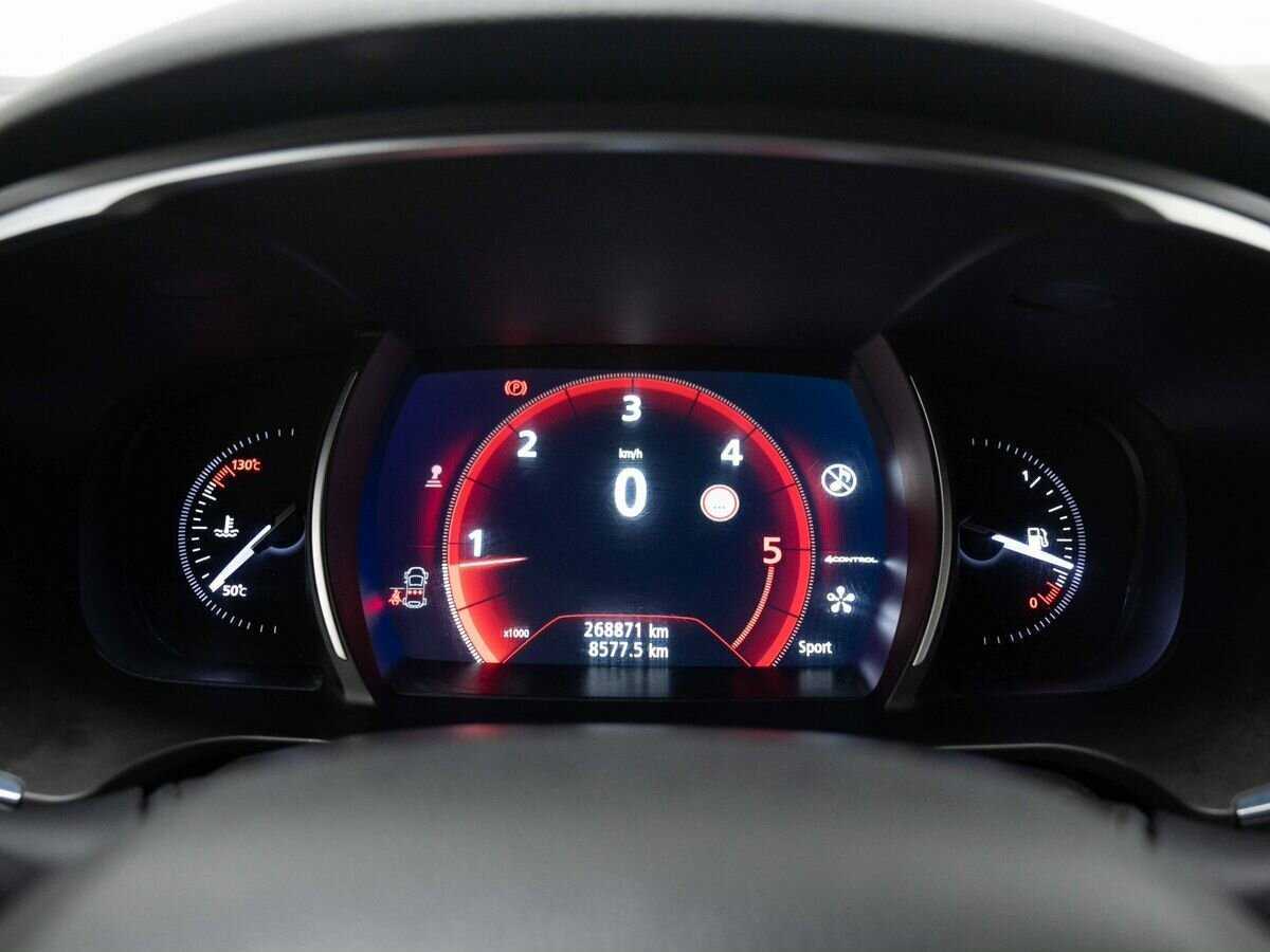 Renault Talisman 2017 года с пробегом. Фото: #18