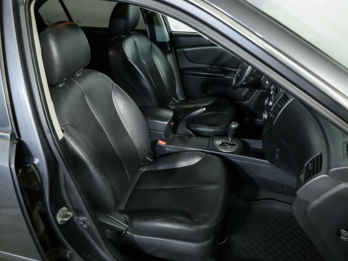 Kia Magentis 2009 года с пробегом. Фото: #20