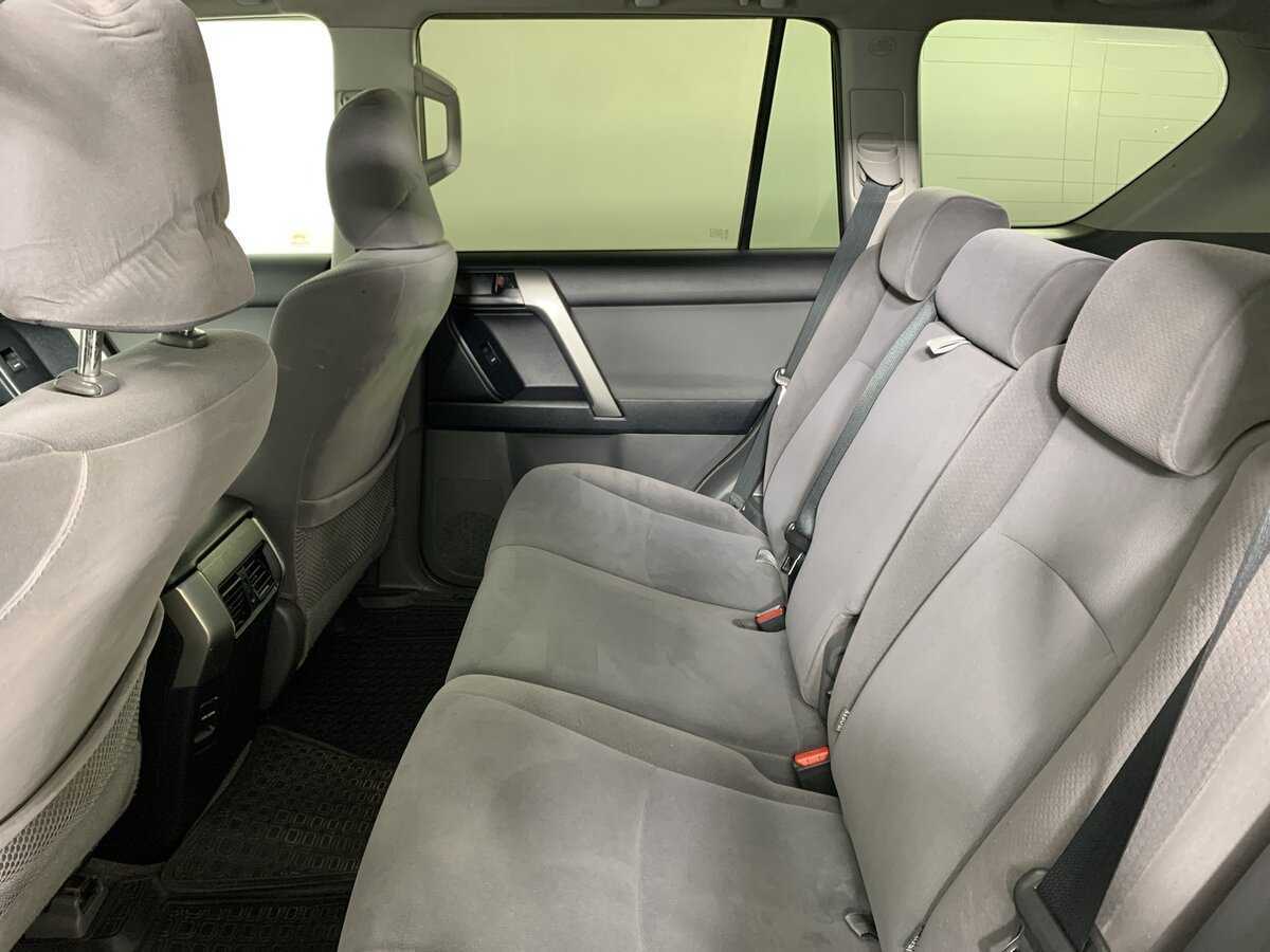 Toyota Land Cruiser Prado 2011 года с пробегом. Фото: #18