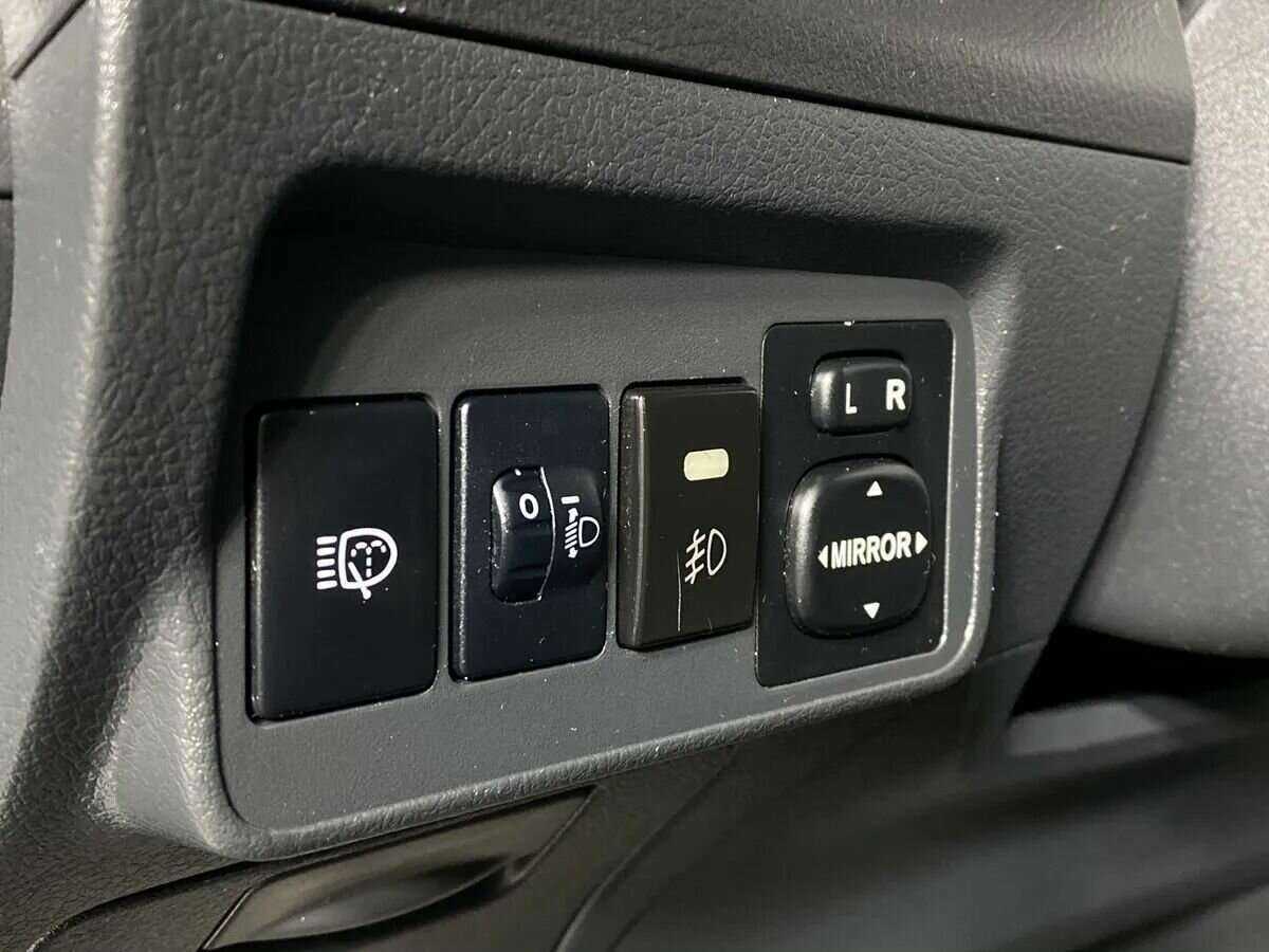 Toyota Corolla 2007 года с пробегом. Фото: #10