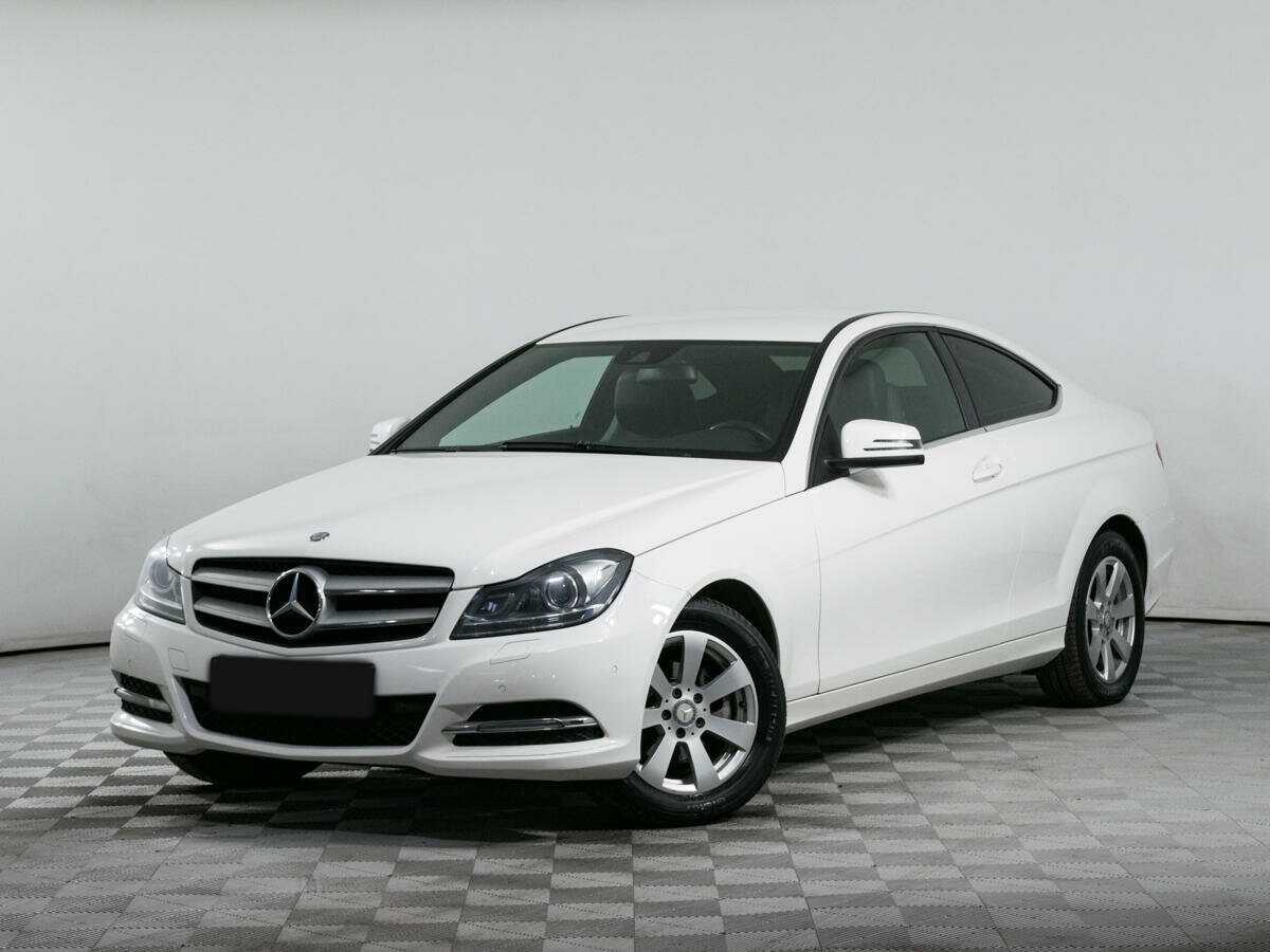 Mercedes-Benz C-Класс 2014 года с пробегом. Посмотреть фото