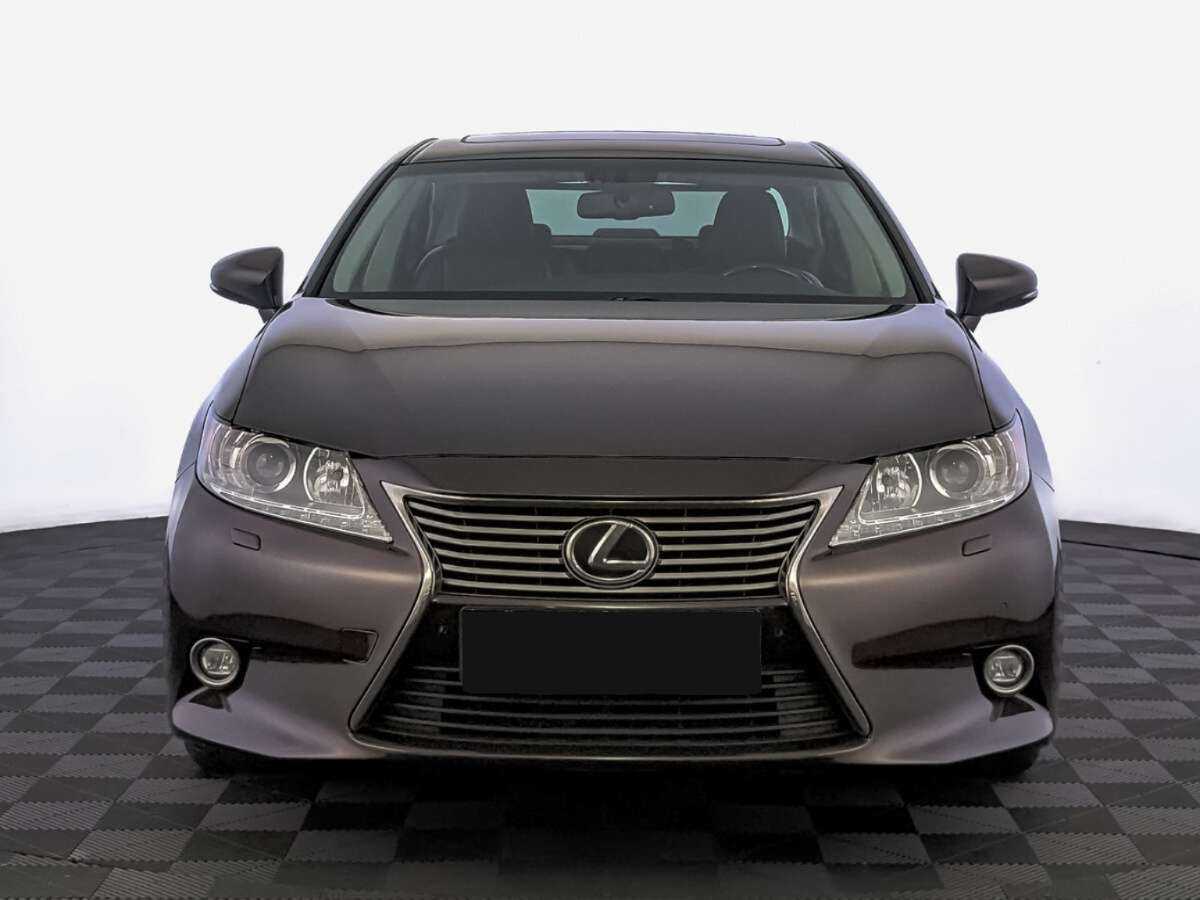 Lexus ES 2014 года с пробегом. Фото: #1