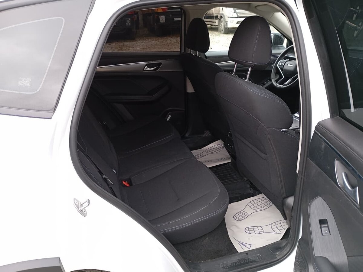 Haval Jolion 2024 года с пробегом. Фото: #9