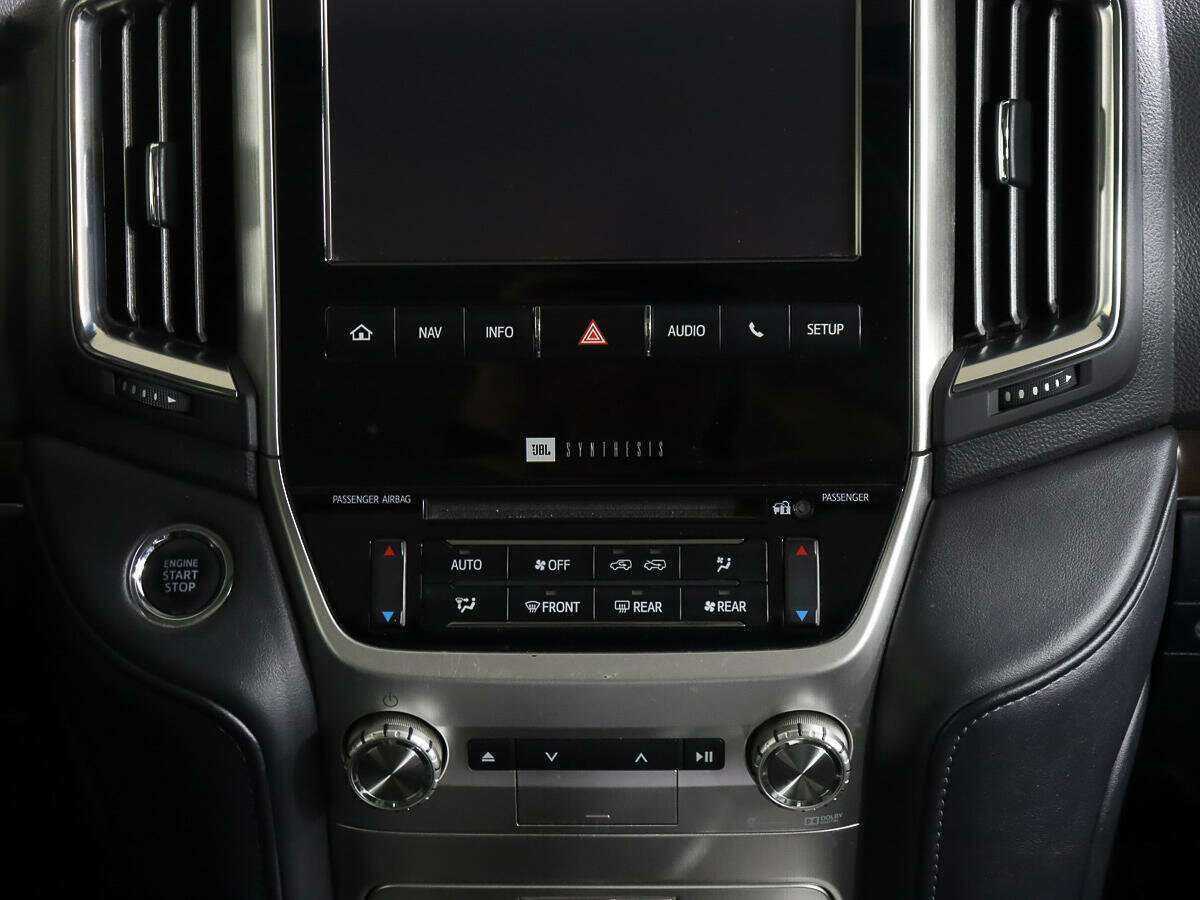 Toyota Land Cruiser 2015 года с пробегом. Фото: #11