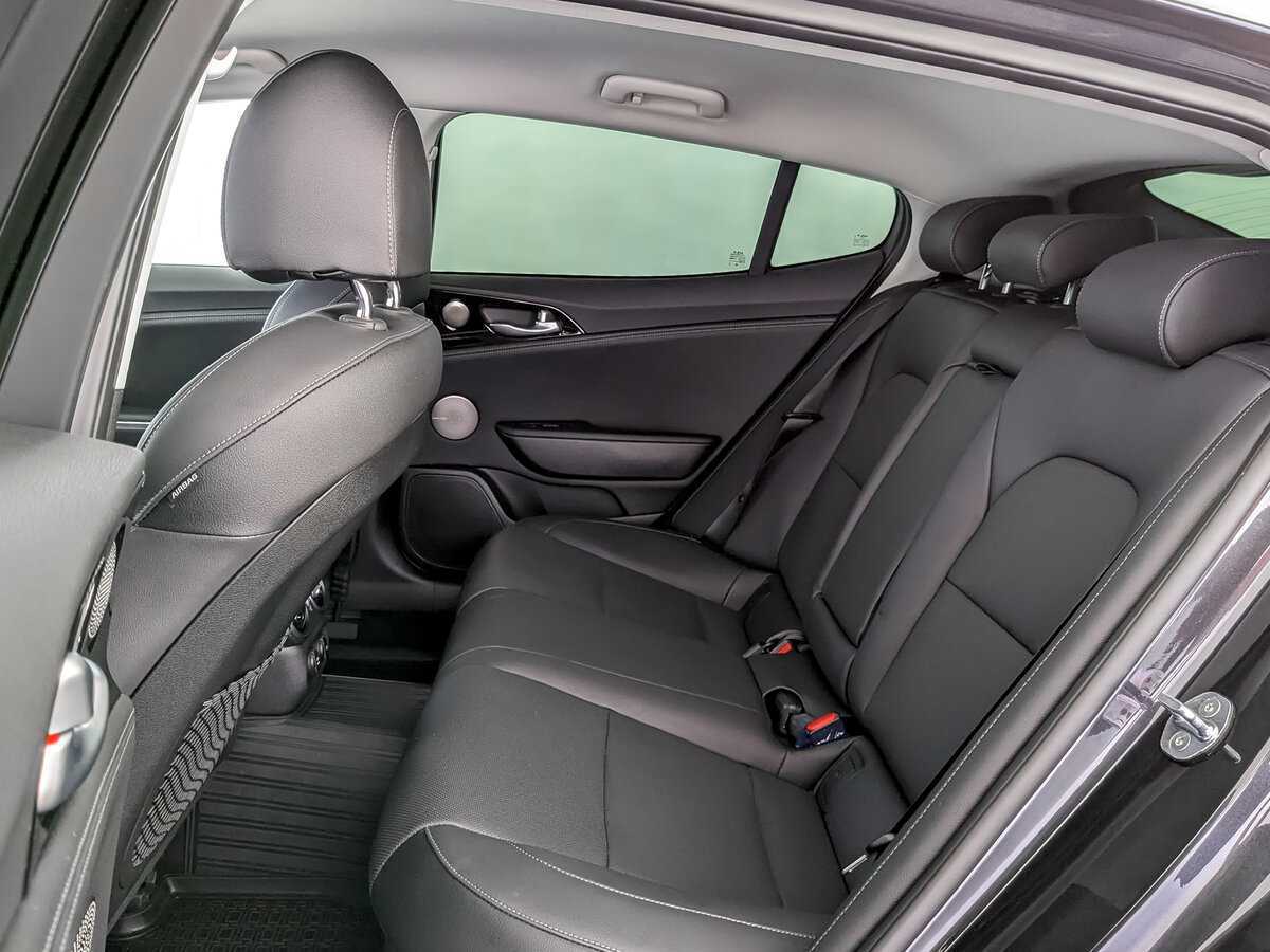 Kia Stinger 2023 года с пробегом. Фото: #9