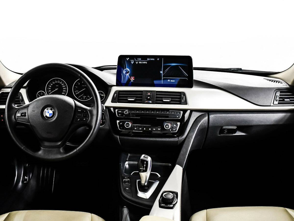 BMW 3 серии 2015 года с пробегом. Фото: #10