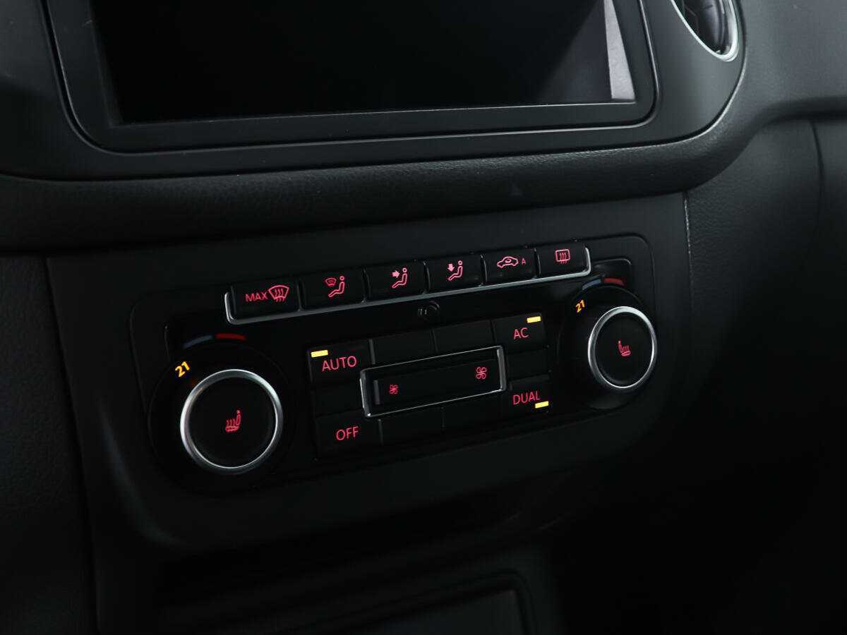 Volkswagen Golf Plus 2011 года с пробегом. Фото: #11