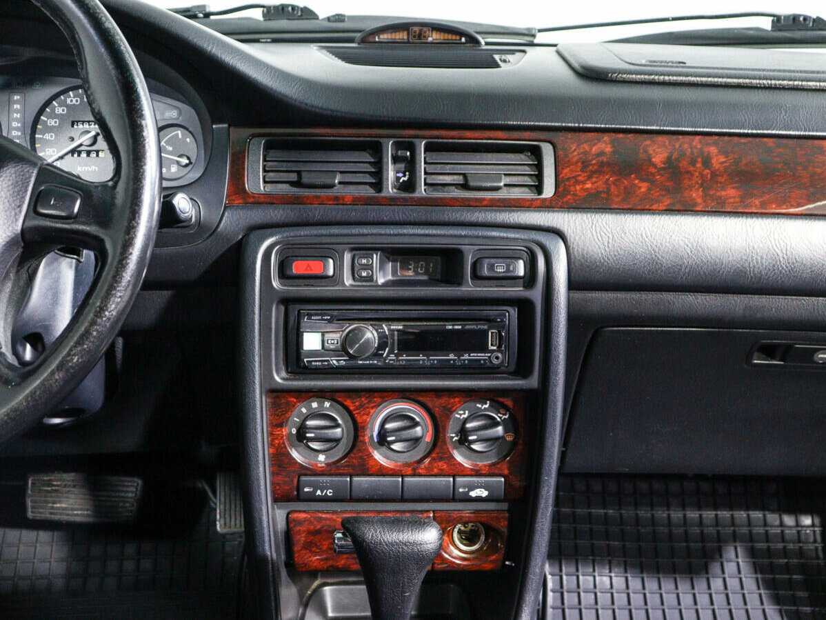 Honda Civic 2000 года с пробегом. Фото: #12