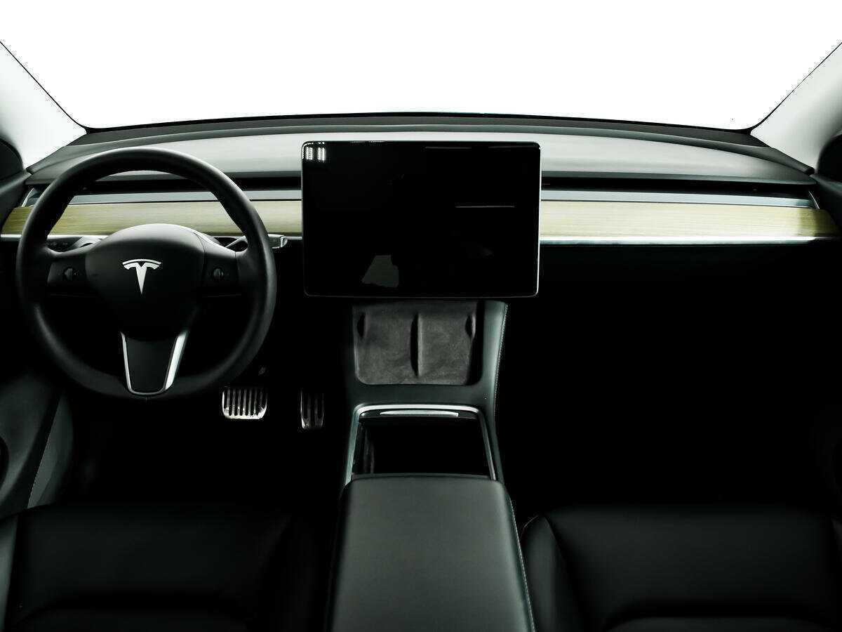 Tesla Model Y 2021 года с пробегом. Фото: #8