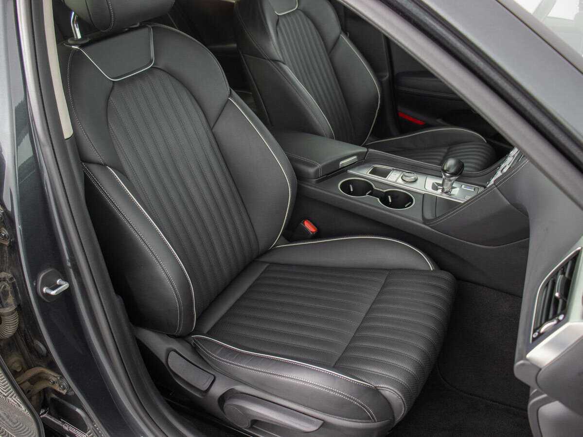 Genesis G70 2018 года с пробегом. Фото: #9
