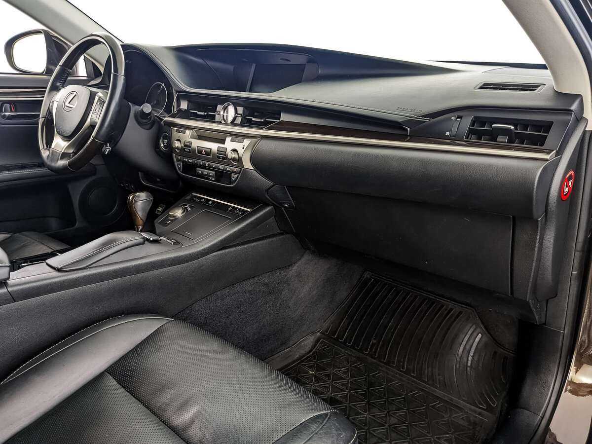 Lexus ES 2014 года с пробегом. Фото: #11