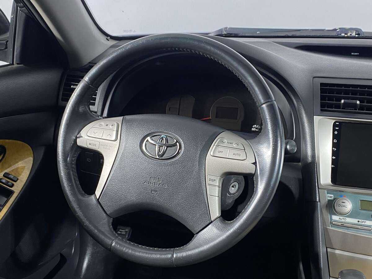 Toyota Camry 2006 года с пробегом. Фото: #9