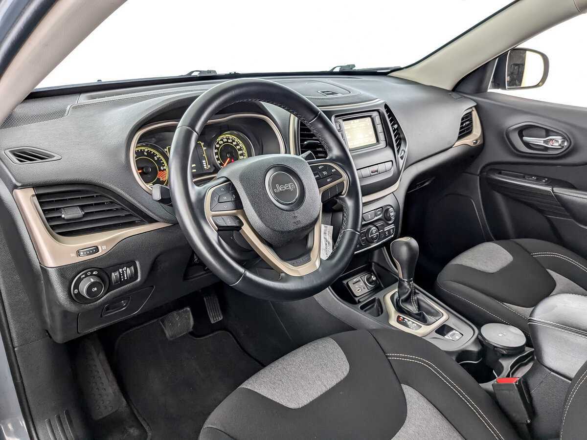 Jeep Cherokee 2014 года с пробегом. Фото: #15