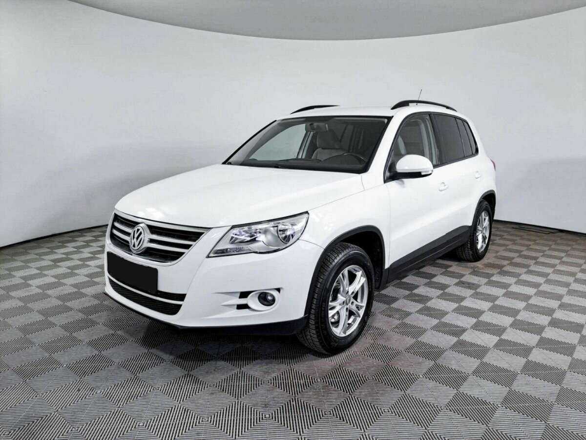 Volkswagen Tiguan 2010 года с пробегом. Посмотреть фото