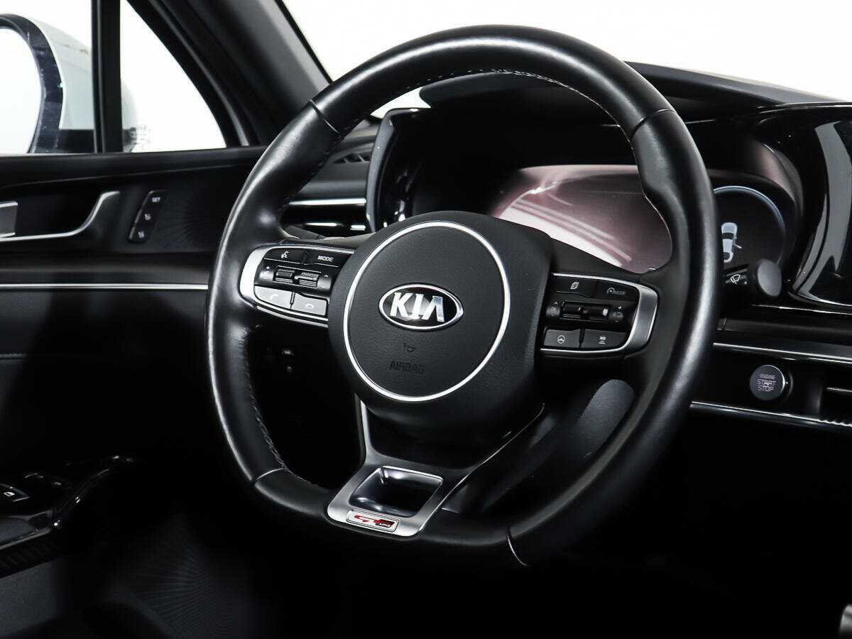 Kia K5 2020 года с пробегом. Фото: #14