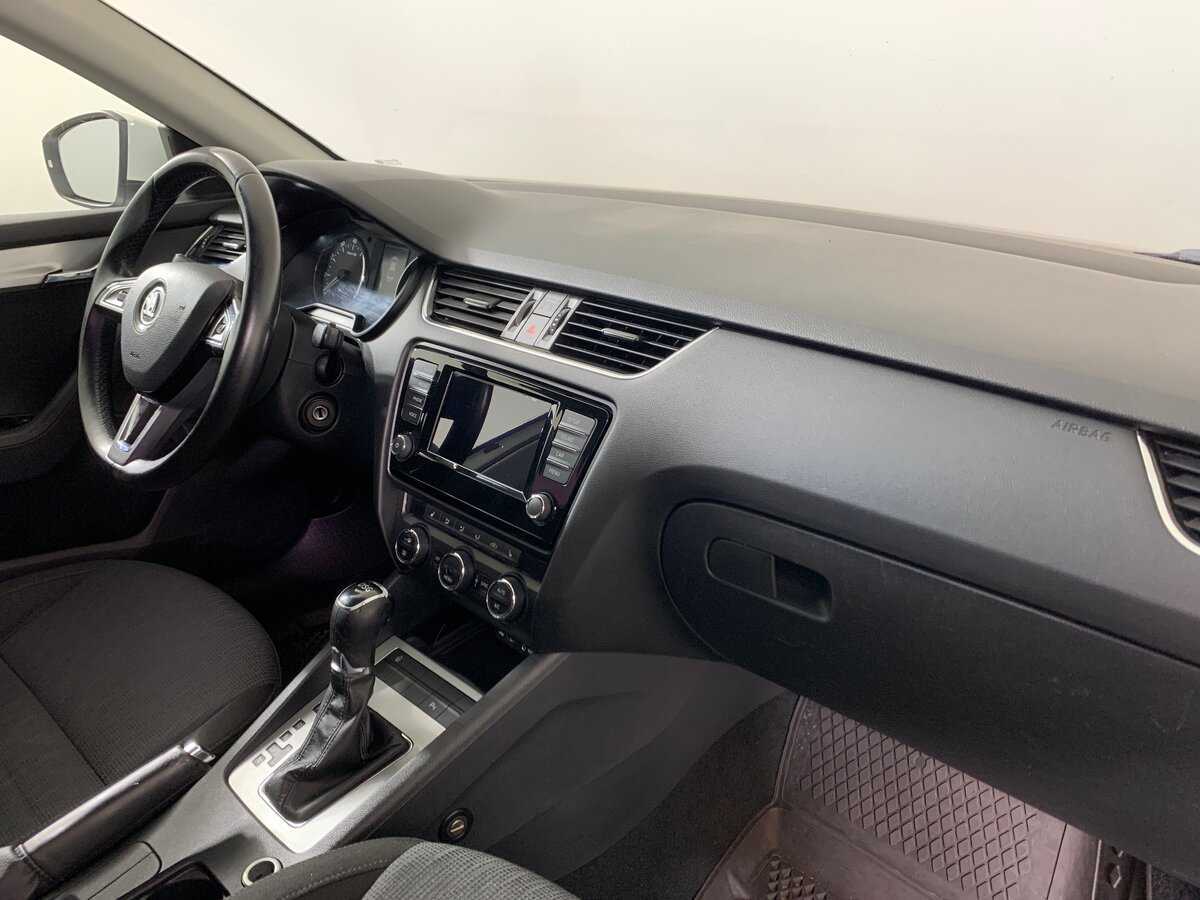 Skoda Octavia 2015 года с пробегом. Фото: #13