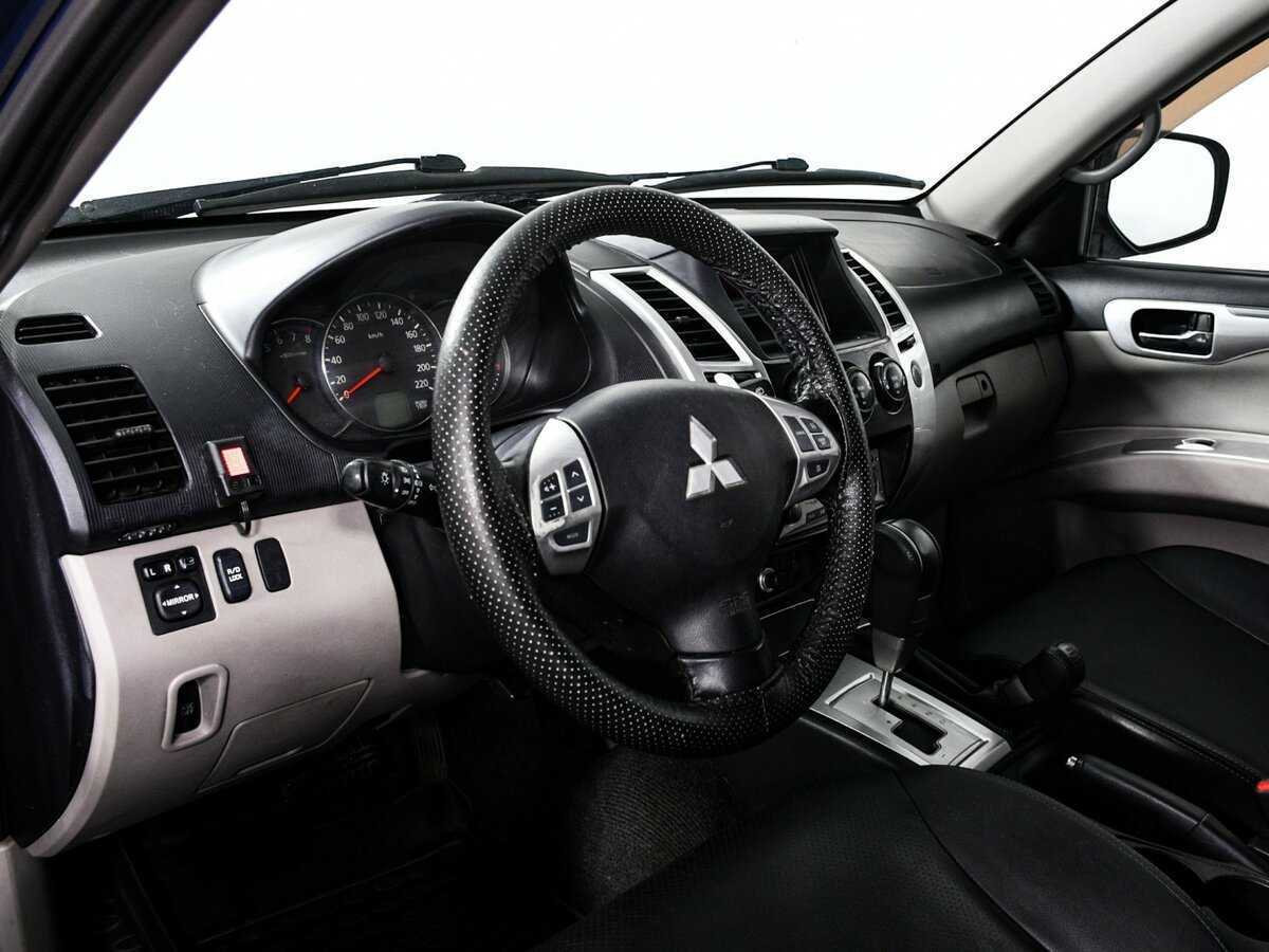 Mitsubishi Pajero Sport 2010 года с пробегом. Фото: #9