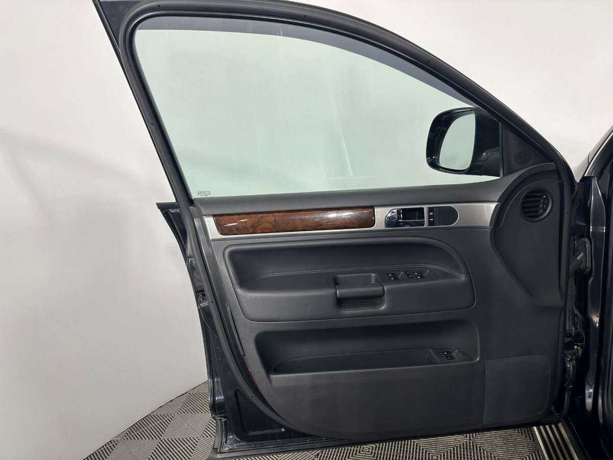 Volkswagen Touareg 2008 года с пробегом. Фото: #6