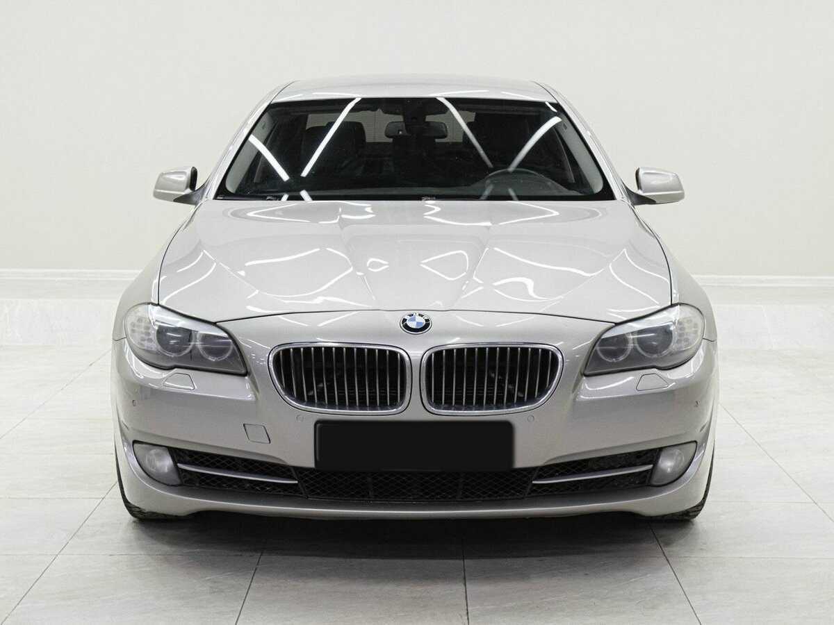 BMW 5 серии 2012 года с пробегом. Фото: #1