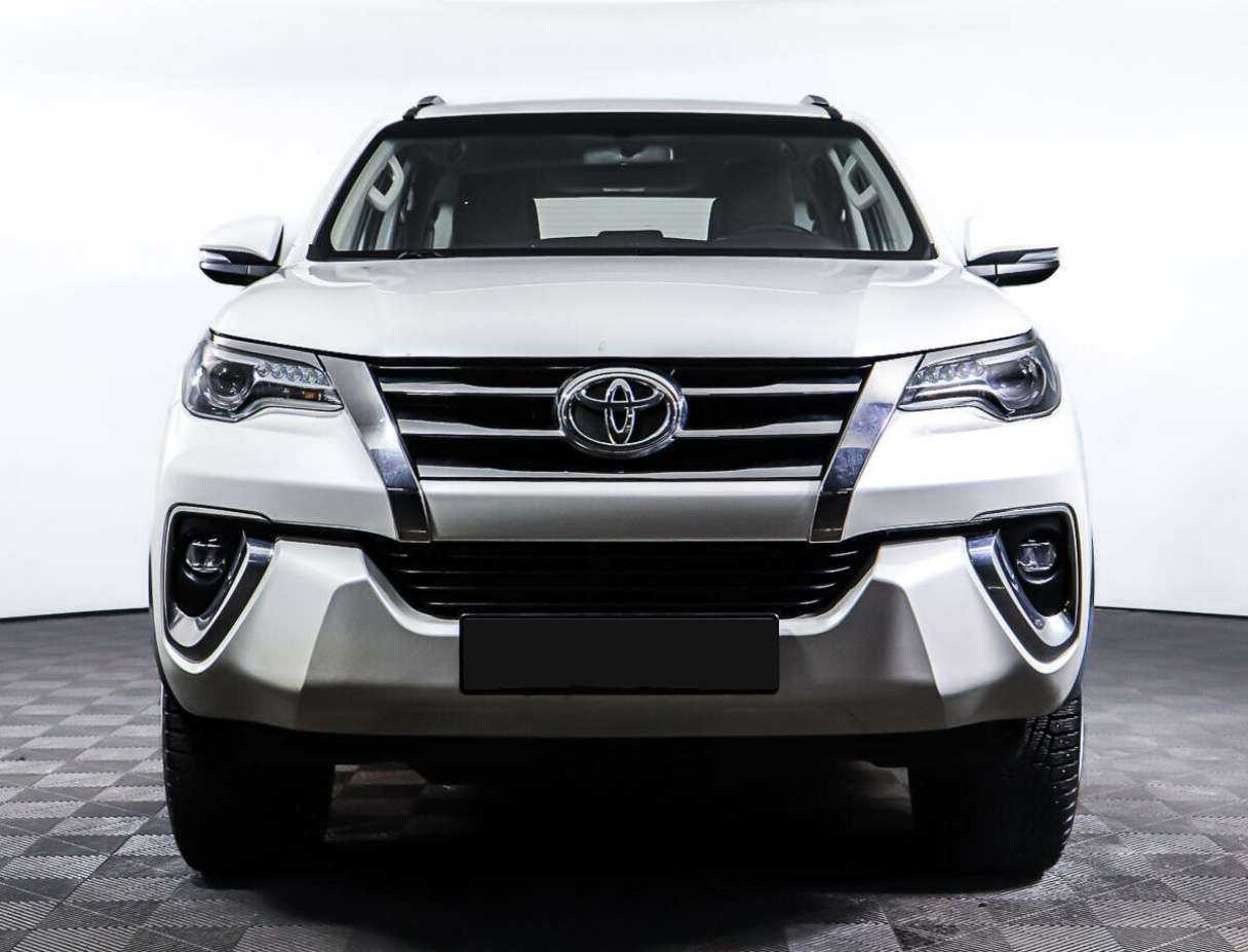 Toyota Fortuner 2019 года с пробегом. Фото: #1
