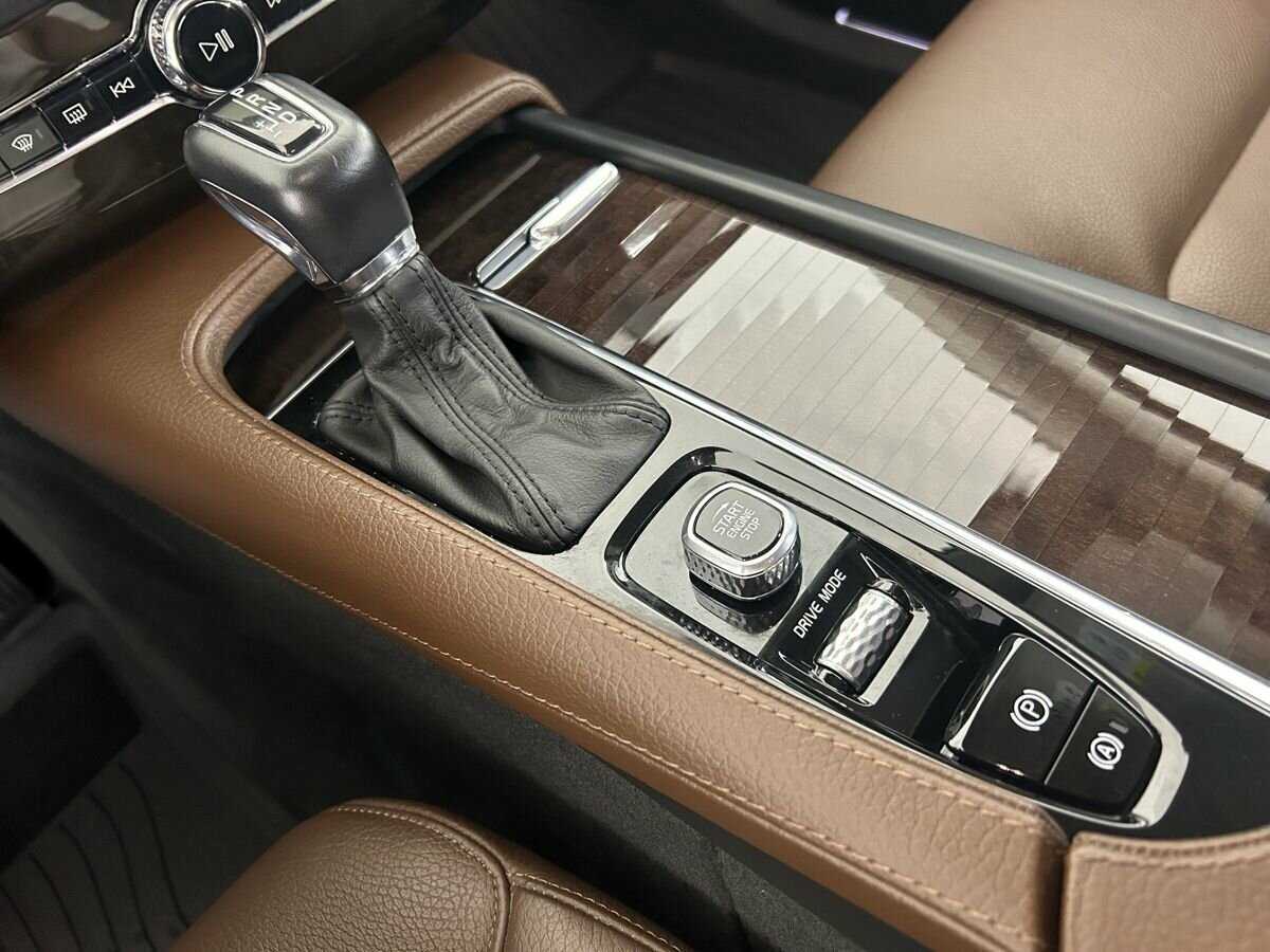 Volvo XC90 2017 года с пробегом. Фото: #12