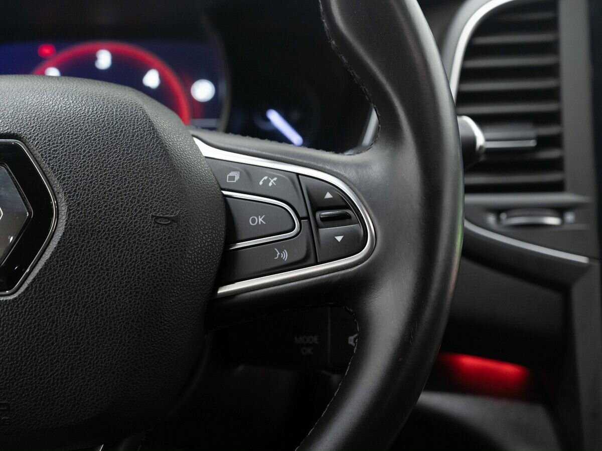 Renault Talisman 2017 года с пробегом. Фото: #17