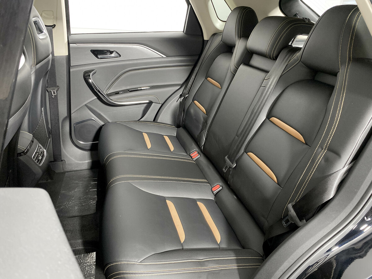 FAW Bestune T77 2023 года с пробегом. Фото: #12