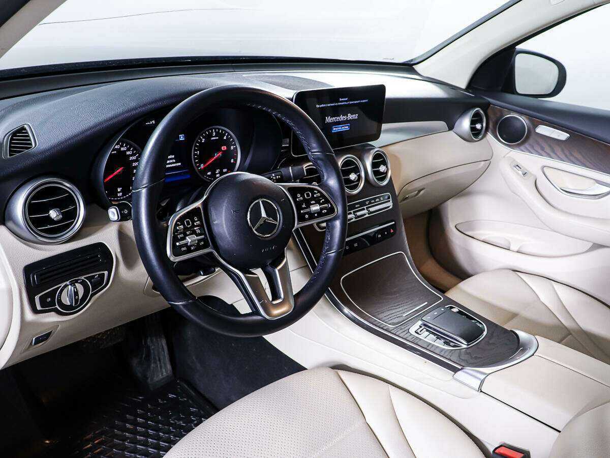 Mercedes-Benz GLC 2021 года с пробегом. Фото: #12