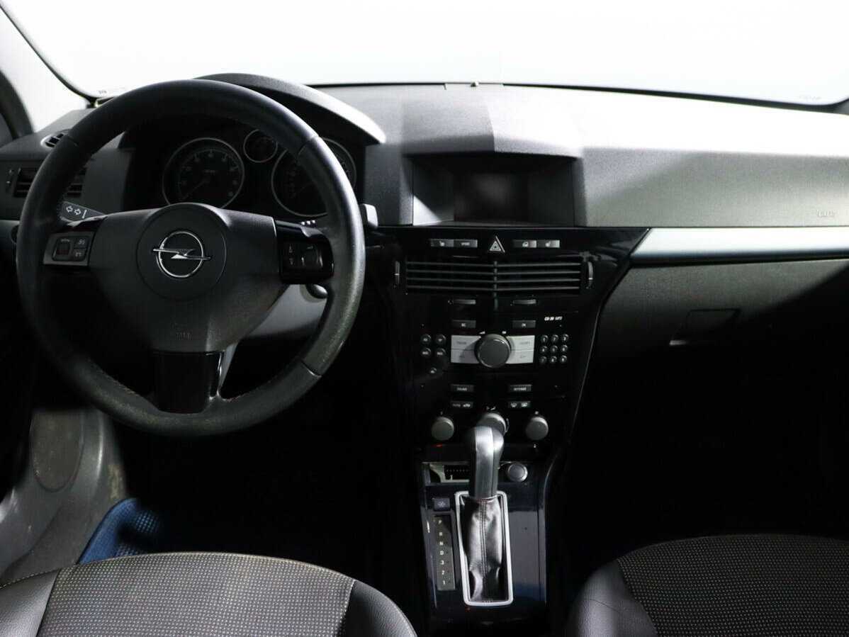 Opel Astra 2008 года с пробегом. Фото: #8