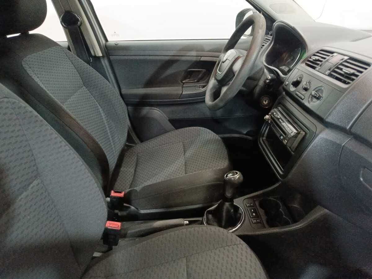 Skoda Fabia 2010 года с пробегом. Фото: #8