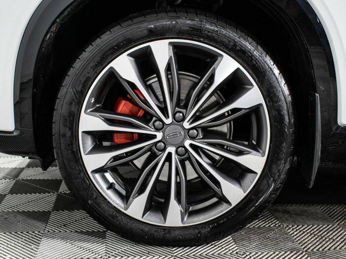 Geely Tugella 2023 года с пробегом. Фото: #19