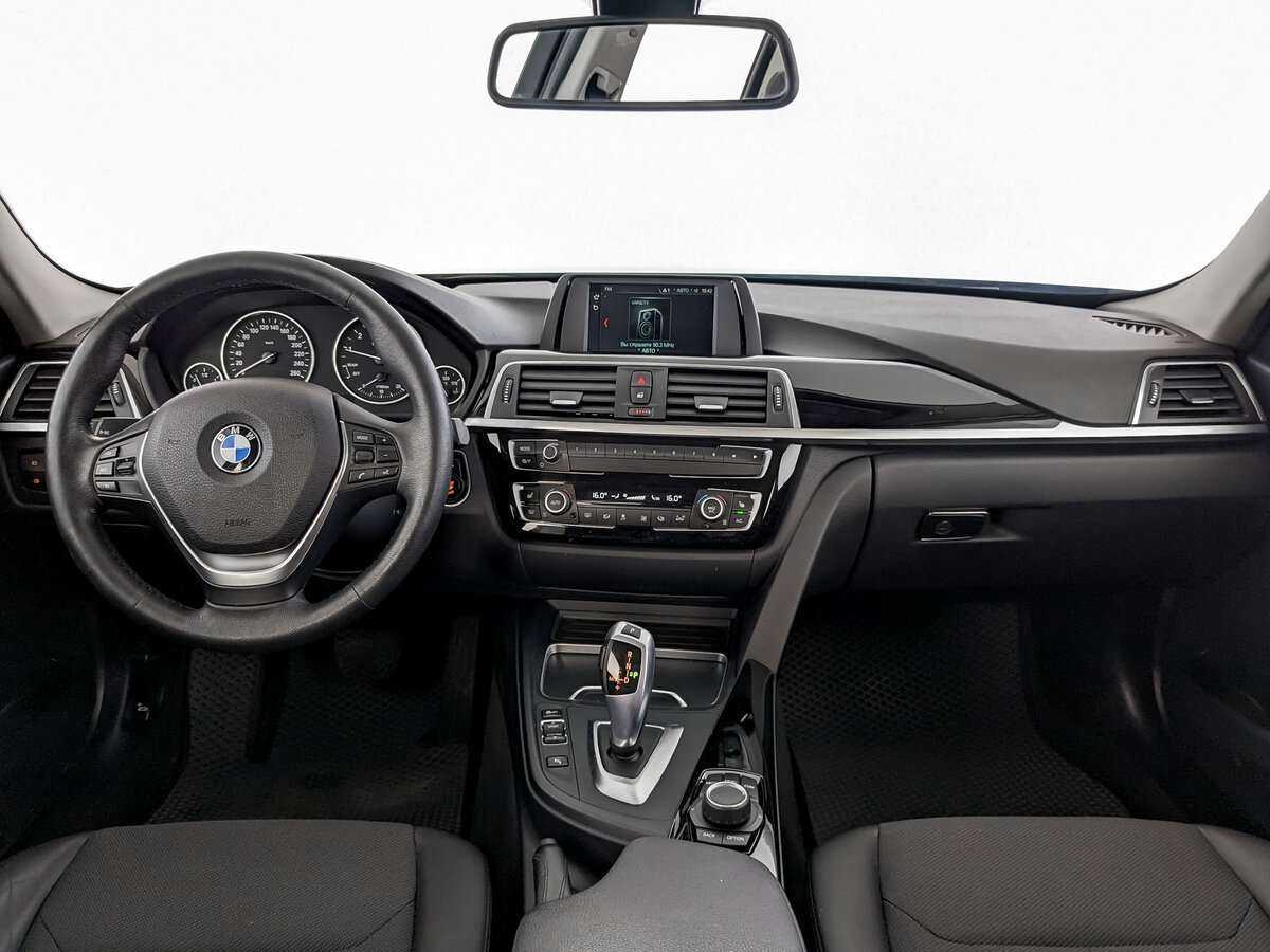 BMW 3 серии 2018 года с пробегом. Фото: #11