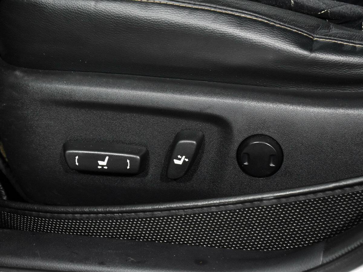 Toyota Camry 2018 года с пробегом. Фото: #9