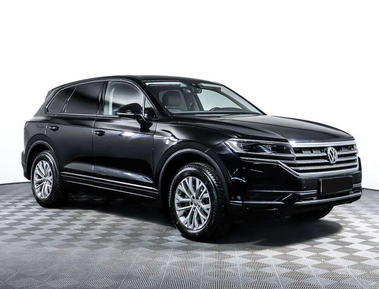 Volkswagen Touareg 2019 года с пробегом. Фото: #2