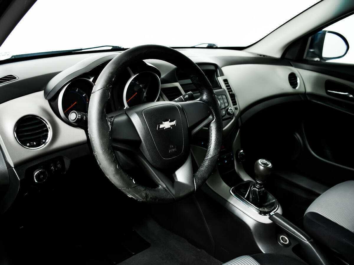 Chevrolet Cruze 2011 года с пробегом. Фото: #12
